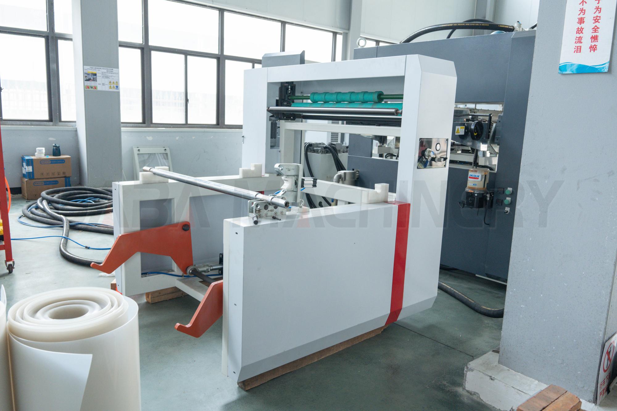 DBZB-AF7332 Flip-Mold Plastic Cup Thermoforming Machine Feature (1).jpg