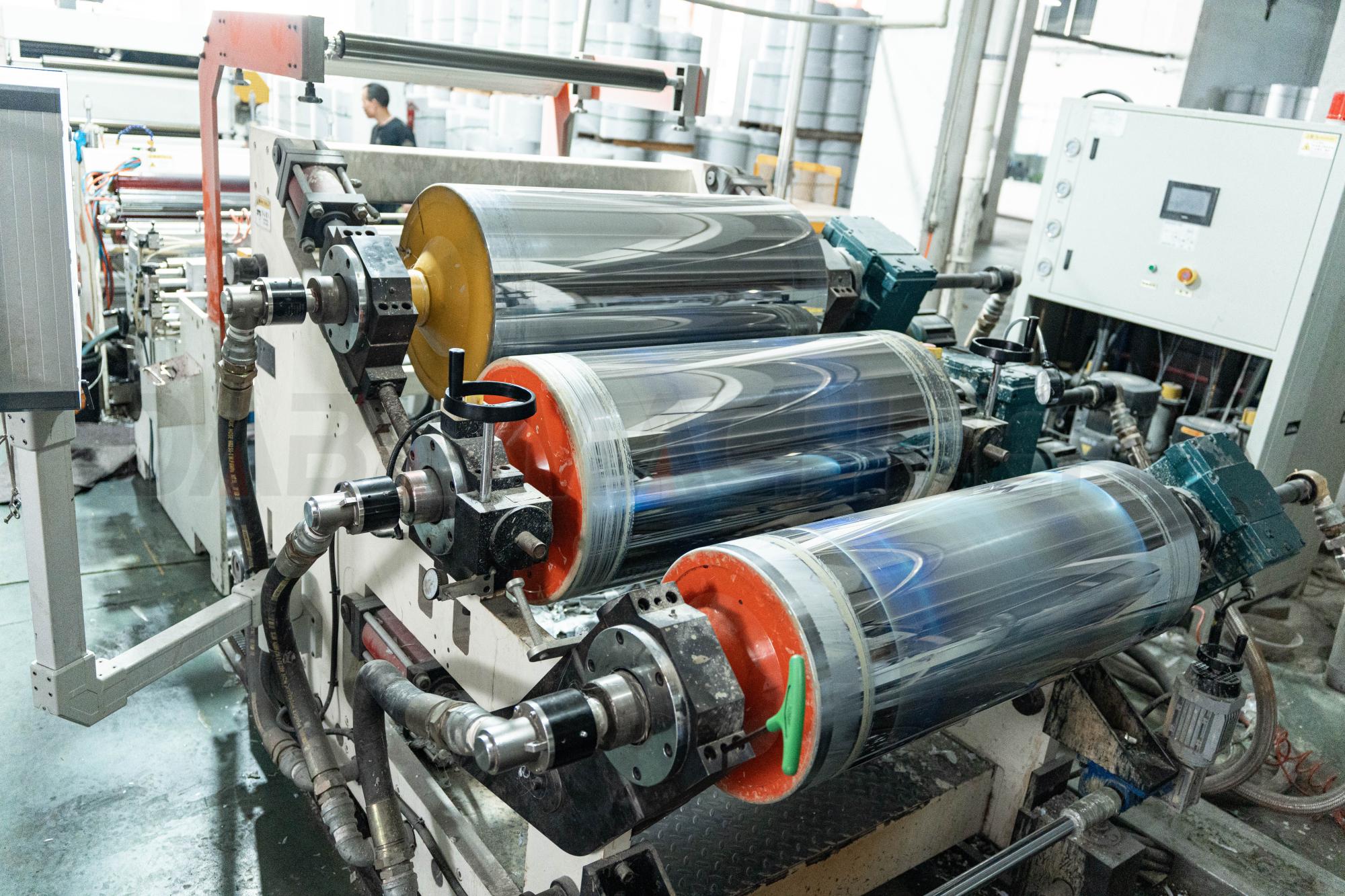 DBPC-T1750 Twin Screw Single Layer PET Sheet Extrusion Machine feature (5)