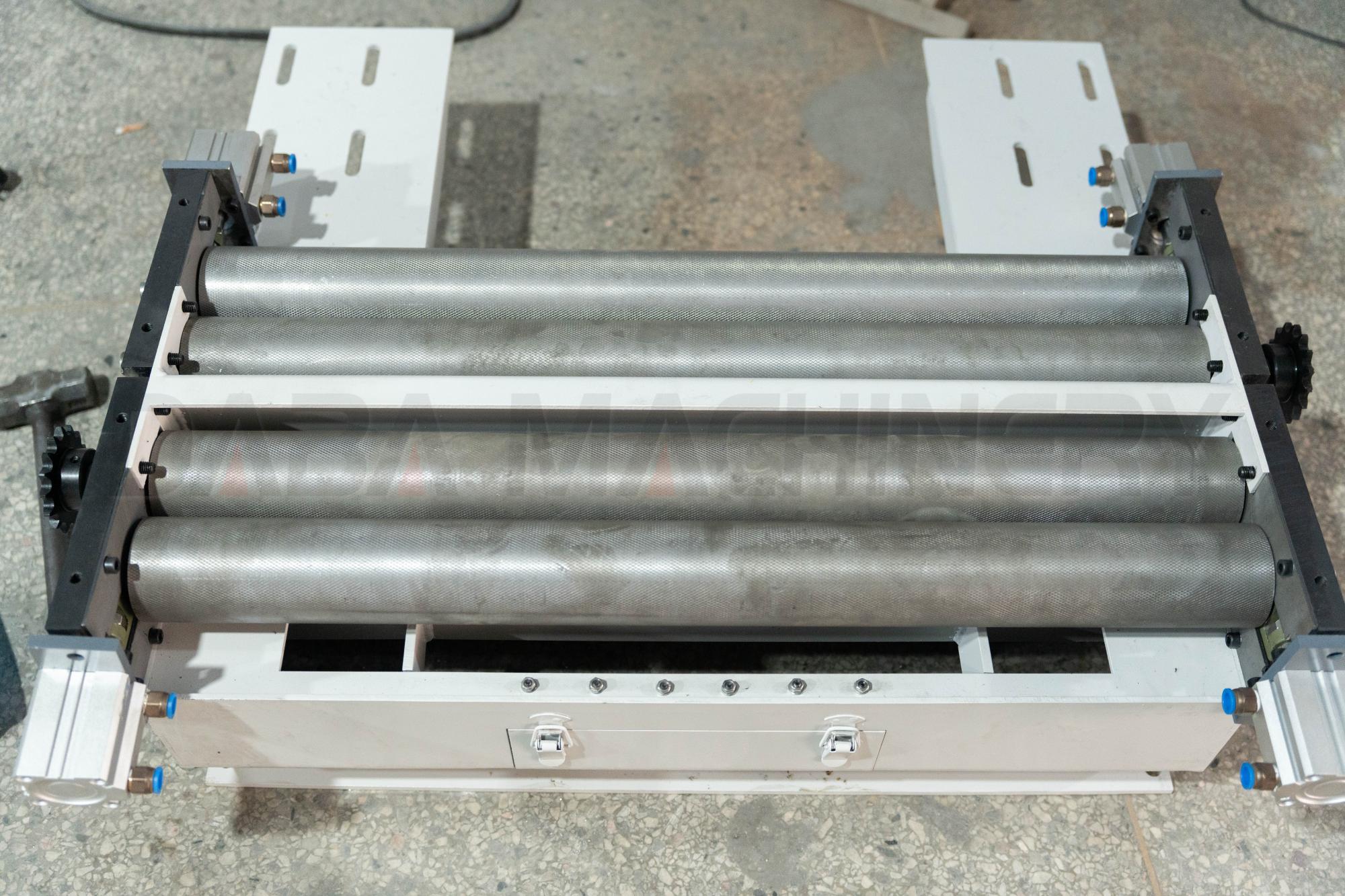 DB-800-2 Double-Head 800 Online Crusher feature (2)